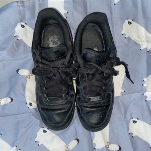 NIKE AIR FORCE 1s